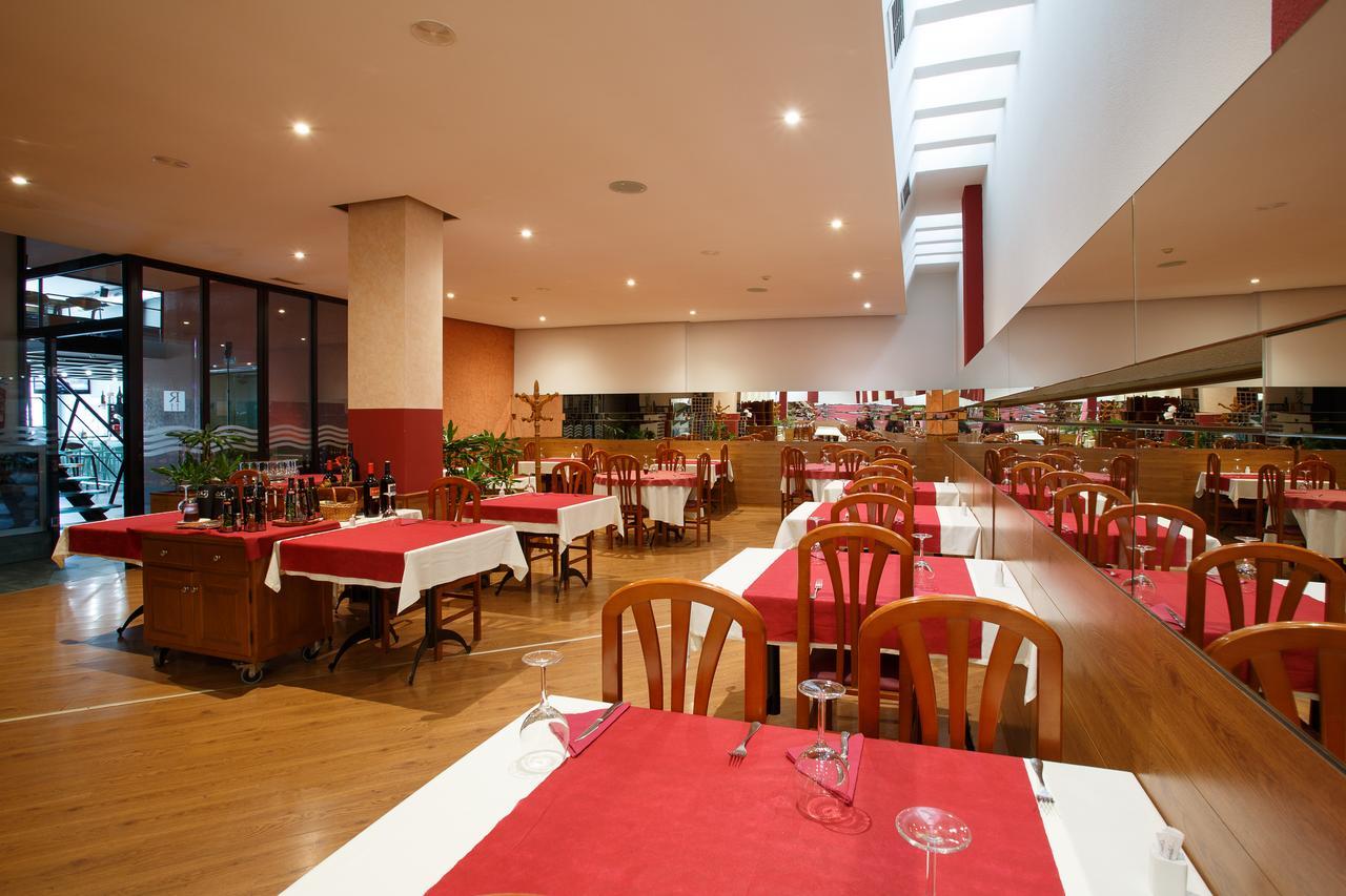 Hotel Restaurante Pontiñas Lalín Exterior foto
